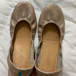 Romantic Blush Tieks